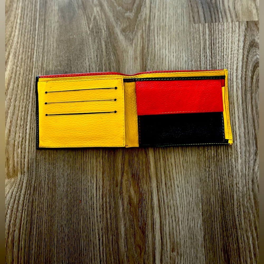 Multicolor Real Leather Wallet in an Excellent Condition